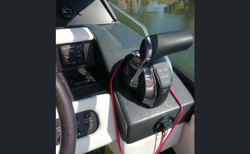 Sea Ray Sundancer 290-kuva-8